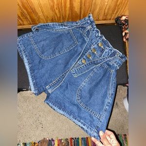 Jean Short Stretching Waist with Belt Size M